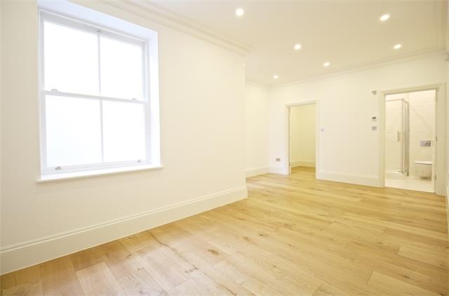  Image of 3 bedroom Flat to rent in Shepherds Hill London N6 at 78 Shepherds Hill, London, N6