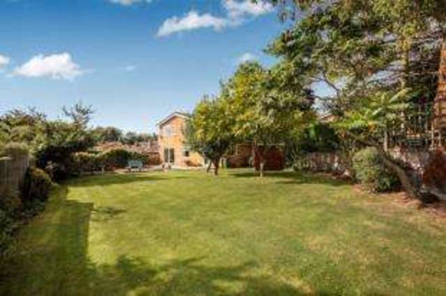  Image of 3 bedroom Detached house for sale in Northleigh Grove Market Harborough LE16 at Market Harborough Leicestershire Market Harborough, LE16 9QX