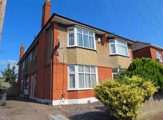  Image of 2 bedroom Flat for sale in Kimberley Road Southbourne Bournemouth BH6 at Kimberley Road Southbourne Bournemouth, BH6 5BY
