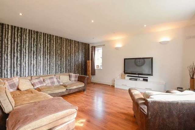  Image of 4 bedroom Detached house for sale in Withers Avenue Warrington WA2 at Withers Avenue  Warrington, WA2 8EU