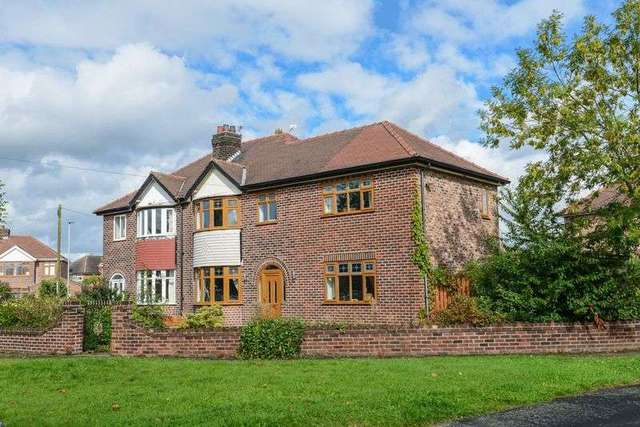  Image of 4 bedroom Detached house for sale in Withers Avenue Warrington WA2 at Withers Avenue  Warrington, WA2 8EU