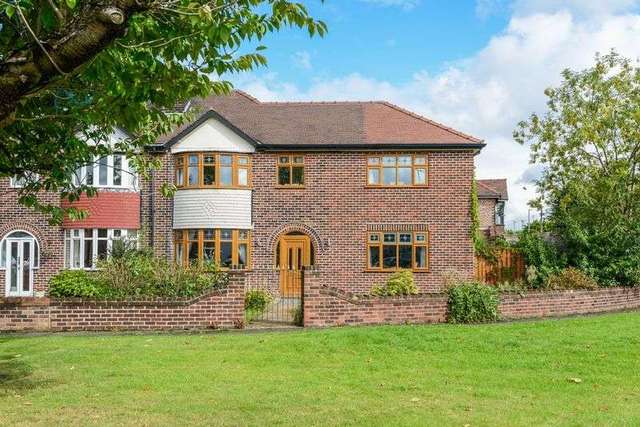 Image of 4 bedroom Detached house for sale in Withers Avenue Warrington WA2 at Withers Avenue  Warrington, WA2 8EU