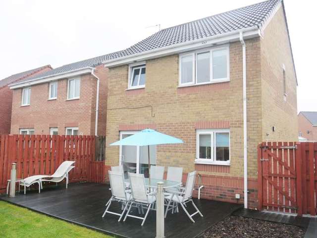  Image of 3 bedroom Detached house for sale in Dalziel Grove Cambuslang Glasgow G72 at Dalziel Grove  Cambuslang, G72 7UY