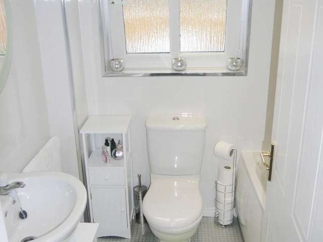  Image of 3 bedroom Detached house for sale in Dalziel Grove Cambuslang Glasgow G72 at Dalziel Grove  Cambuslang, G72 7UY