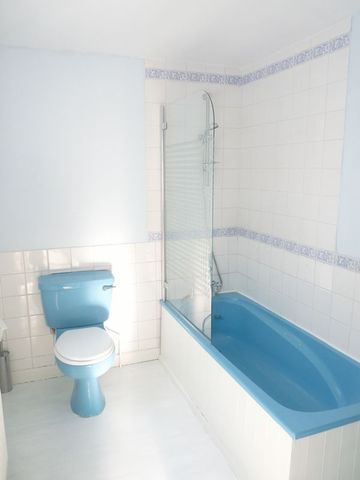 Image of 2 bedroom Terraced house to rent in The Butts Frome BA11 at The Butts  Frome, BA11 4AB