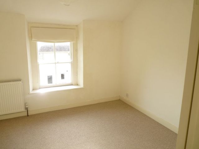  Image of 2 bedroom Terraced house to rent in The Butts Frome BA11 at The Butts  Frome, BA11 4AB