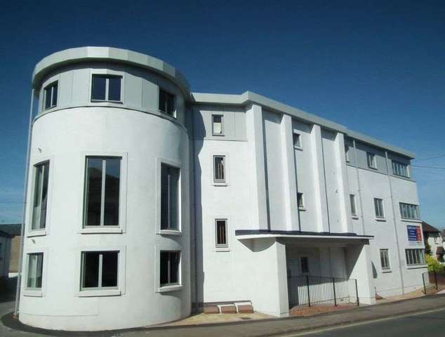  Image of 2 bedroom Flat to rent in Charlotte Street Crediton EX17 at Charlotte Street  Crediton, EX17 3FE