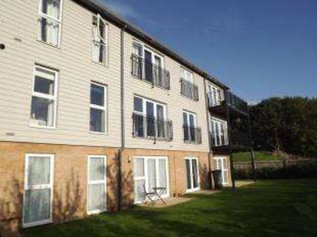  Image of 2 bedroom Flat for sale in Howe Road Gosport PO13 at 21 Howe Road Alver Village Lee-on-the-Solent, PO13 8GY
