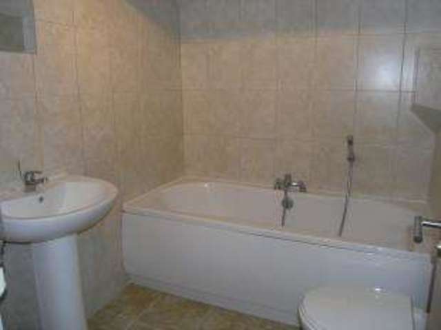  Image of 2 bedroom Flat for sale in Kent Road Southsea PO5 at 22 Kent Road Southsea Portsmouth, PO5 3EU