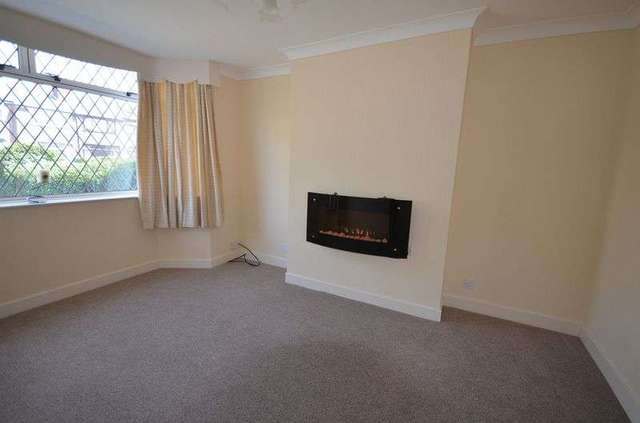  Image of 3 bedroom Semi-Detached house to rent in Dobson Road Blackpool FY3 at Dobson Road  Blackpool, FY3 7SH