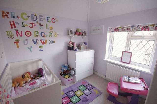  Image of 3 bedroom Detached house to rent in Tilford Road Churt Farnham GU10 at Tilford Road Churt Farnham, GU10 2LN