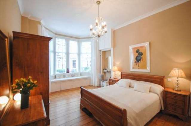  Image of 1 bedroom Flat for sale in Strathyre Street Shawlands Glasgow G41 at 3 Strathyre Street  Glasgow, G41 3LL