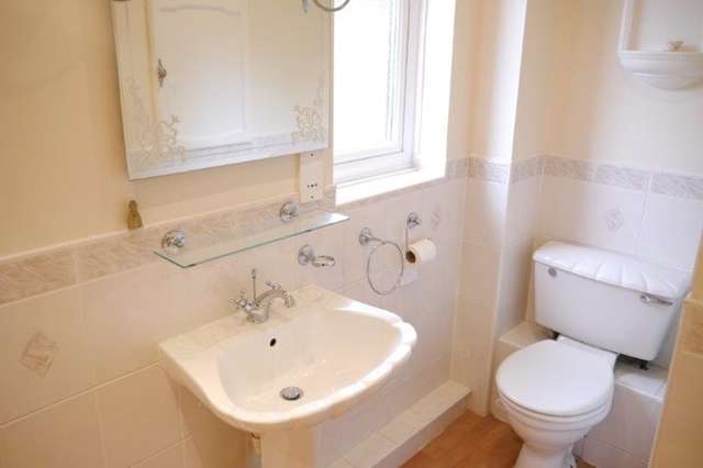  Image of 4 bedroom Detached house to rent in Holyrood Great Holm Milton Keynes MK8 at Holyrood Great Holm Milton Keynes, MK8 9AF
