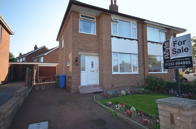  Image of 3 bedroom Semi-Detached house for sale in Glenholme Gardens Poulton-Le-Fylde FY6 at Glenholme Gardens  Poulton-Le-Fylde, FY6 7PX