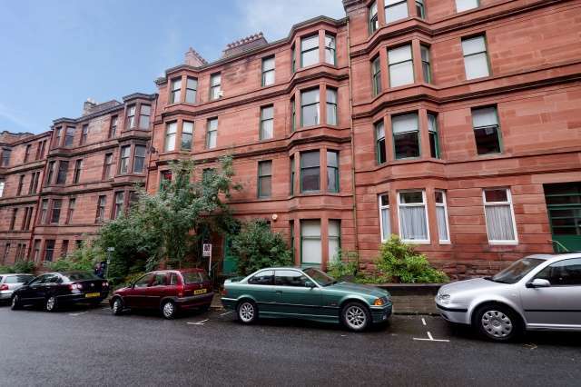 Image of 2 bedroom Flat for sale in Townhead Terrace Paisley PA1 at Paisley, PA1 2AX