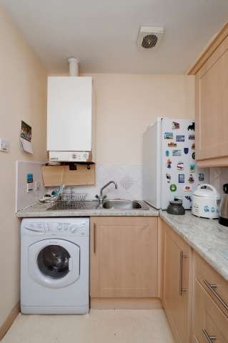 Image of 2 bedroom Flat for sale in Townhead Terrace Paisley PA1 at Paisley, PA1 2AX