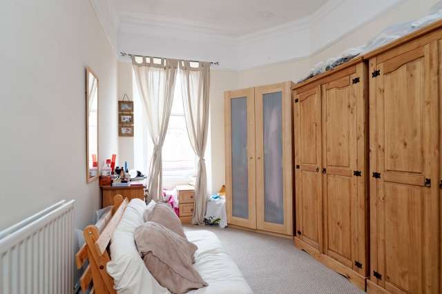  Image of 2 bedroom Flat for sale in Townhead Terrace Paisley PA1 at Paisley, PA1 2AX