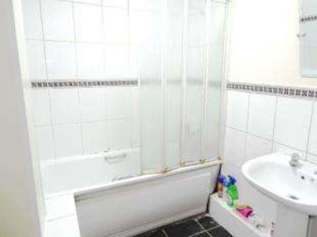  Image of 2 bedroom Flat for sale in Christchurch Road Bournemouth BH1 at East Cliff Bournemouth Boscombe, BH1 4DA