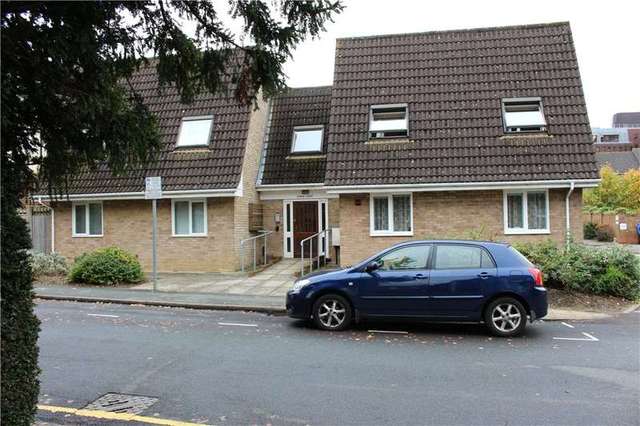  Image of 1 bedroom Apartment for sale in Grove Road Woking GU21 at Grove Road Woking Horsell, GU21 5JB