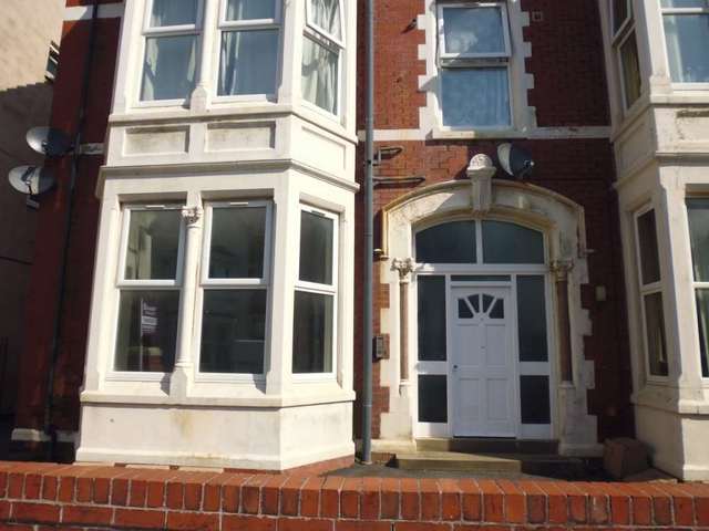  Image of 2 bedroom Flat to rent in Alexandra Road Blackpool FY1 at Alexandra Road  Blackpool, FY1 6BU