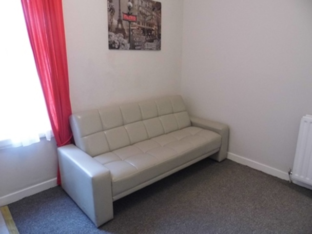 Image of 1 bedroom Flat to rent in Allanpark Street Largs KA30 at Largs North Ayrshire North Ayrshire, KA30 9AG