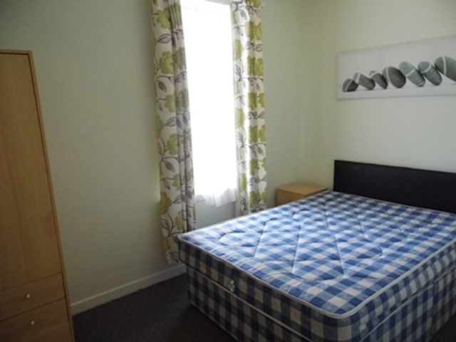  Image of 1 bedroom Flat to rent in Allanpark Street Largs KA30 at Largs North Ayrshire North Ayrshire, KA30 9AG