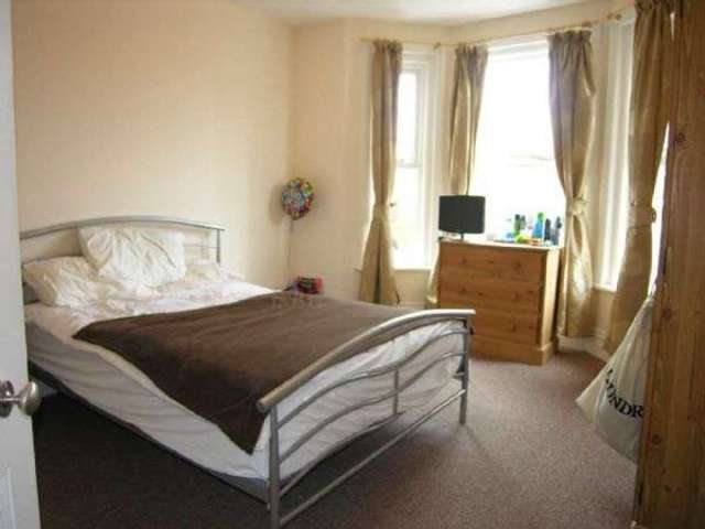  Image of 4 bedroom Detached house for sale in Alma Road Winton Bournemouth BH9 at Alma Road Winton Bournemouth, BH9 1AE