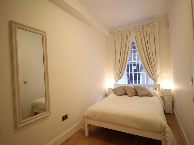  Image of 1 bedroom Flat to rent in Alva Street West End Edinburgh EH2 at West End Edinburgh Edinburgh, EH2 4QG