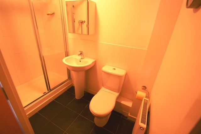  Image of 2 bedroom Flat to rent in Avenuepark Street Glasgow G20 at North Kelvinside Glasgow Glasgow, G20 8LN