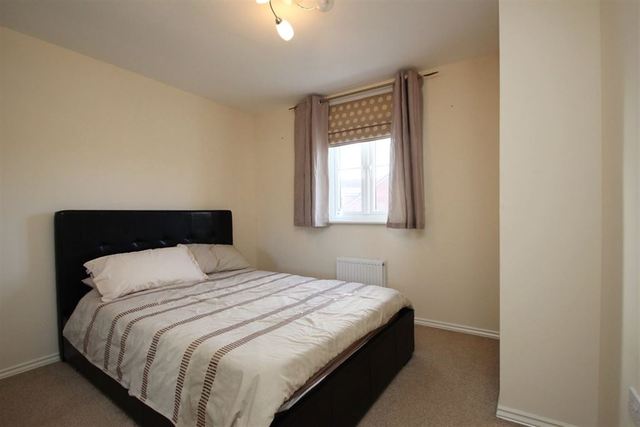  Image of 2 bedroom Flat to rent in Avondale Grove East Kilbride Glasgow G74 at East Kilbride South Lanarkshire South Lanarkshire, G74 1BF