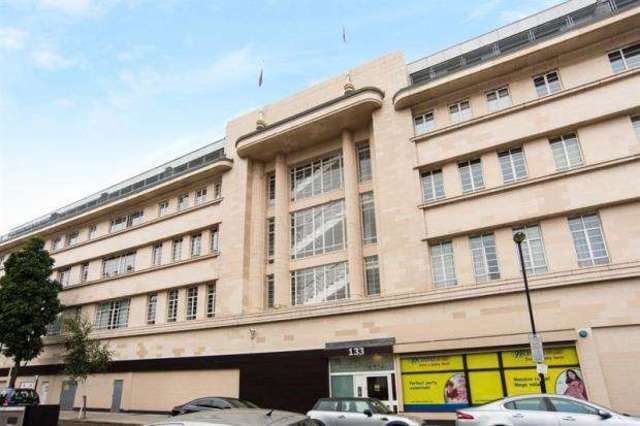  Image of 1 bedroom Flat for sale in Axminster Road London N7 at London  Holloway Road, N7 6FR