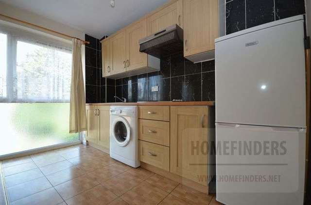  Image of 2 bedroom Flat to rent in Aylesbury Close London E7 at Aylesbury Close  London, E7 9AU