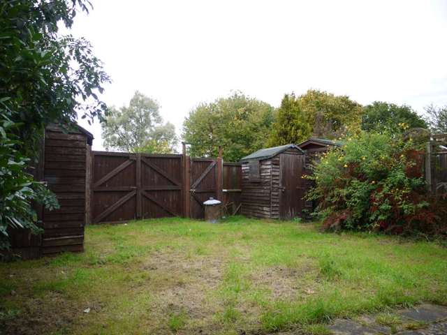  Image of 3 bedroom Detached house for sale in Aysgarth Bracknell RG12 at Aysgarth  Bracknell, RG12 8SE