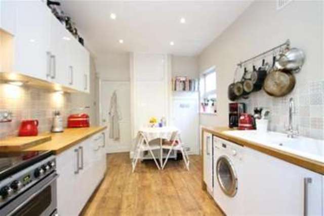  Image of 4 bedroom Detached house to rent in Babbacombe Road Bromley BR1 at Bromley, BR1 3LR