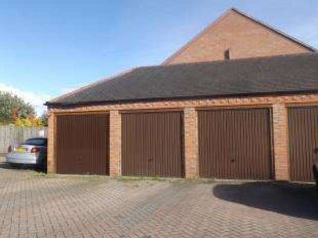  Image of 2 bedroom Detached house for sale in Baldwin Road Stourport-on-Severn DY13 at Stourport-On-Severn Worcestershire Stourport-on-Severn, DY13 9AZ