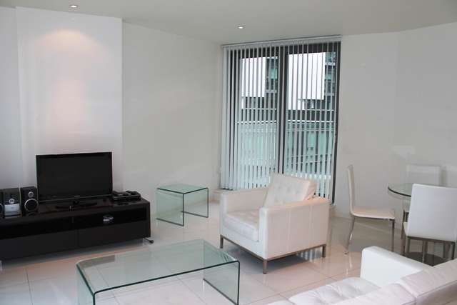  Image of 2 bedroom Flat to rent in Baltimore Wharf London E14 at North Boulevard  Canary Wharf, E14 9EQ