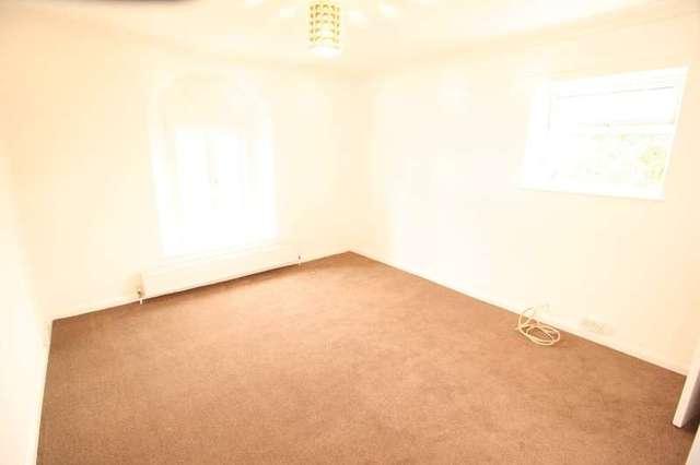  Image of 4 bedroom Cottage to rent in Barnpark Road Teignmouth TQ14 at Teignmouth Devon, TQ14 8PN
