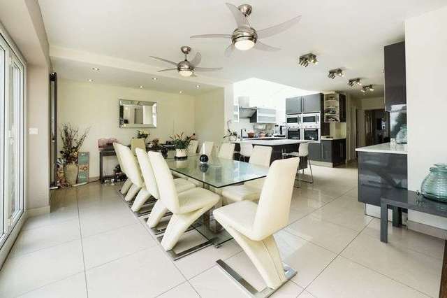  Image of 7 bedroom Detached house for sale in Barnet Road Arkley Barnet EN5 at Barnet Road  Barnet, EN5 3HD