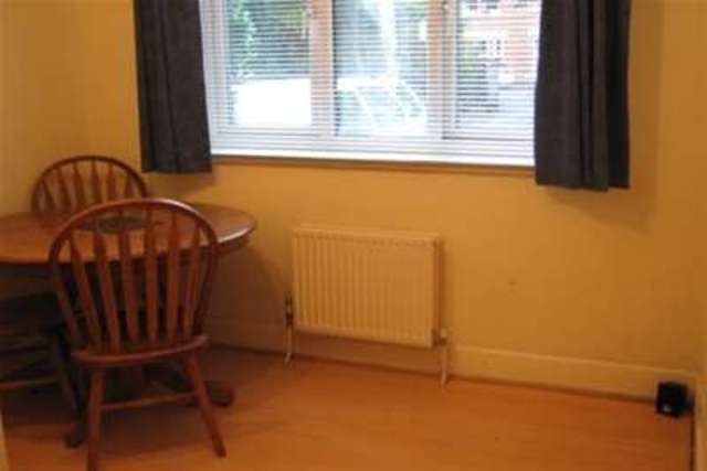  Image of 2 bedroom Flat to rent in Princess Road Westbourne Bournemouth BH12 at Poole, BH12 1BP