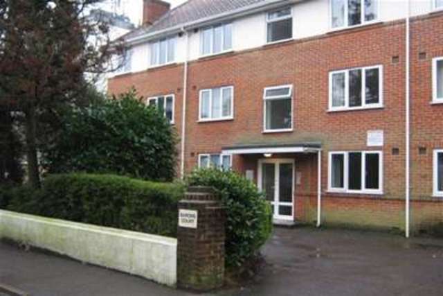  Image of 2 bedroom Flat to rent in Princess Road Westbourne Bournemouth BH12 at Poole, BH12 1BP