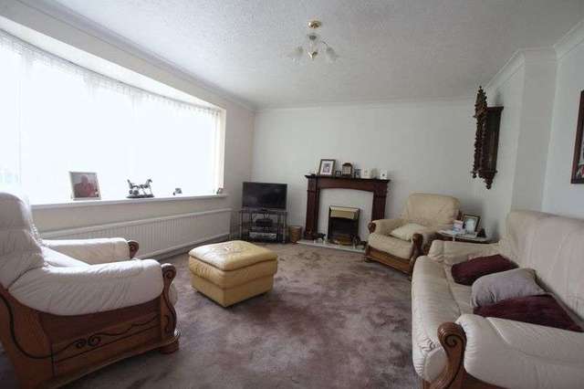  Image of 3 bedroom Detached house for sale in Bartlett Close Preston Hull HU12 at Bartlett Close Preston Hull, HU12 8UQ