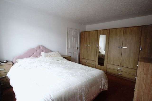  Image of 3 bedroom Detached house for sale in Bartlett Close Preston Hull HU12 at Bartlett Close Preston Hull, HU12 8UQ