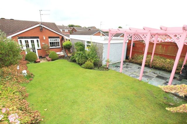  Image of 3 bedroom Detached house for sale in Bateman Avenue Brown Lees Stoke-on-Trent ST8 at Bateman Avenue Brown Lees Biddulph, ST8 6TD