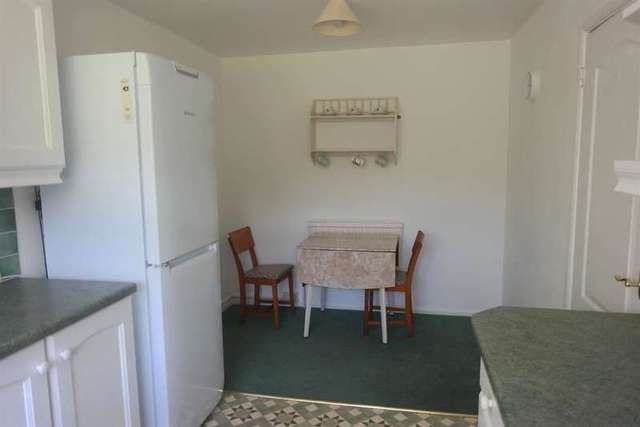  Image of 2 bedroom Detached house to rent in Battys Barn Close Wokingham RG40 at Wokingham Berkshire Wokingham, RG40 2HJ
