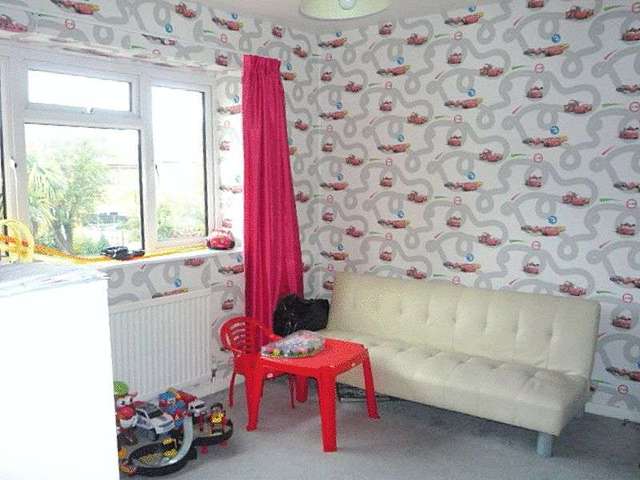  Image of 4 bedroom Semi-Detached house for sale in Imperial Road Feltham TW14 at Imperial Road  BEDFONT, TW14 8AE