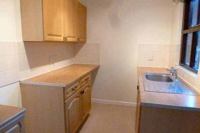  Image of 2 bedroom Terraced house to rent in Bell Road Norwich NR3 at Norwich, NR3 4RA