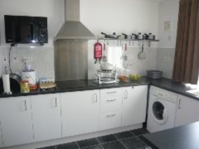  Image of 3 bedroom Flat to rent in Belvedere Park Edinburgh EH6 at Trinity Edinburgh Edinburgh, EH6 4LR