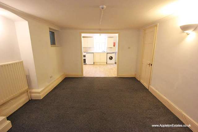  Image of Studio flat to rent in Benson Road Croydon CR0 at Benson Road  Croydon, CR0 4LR