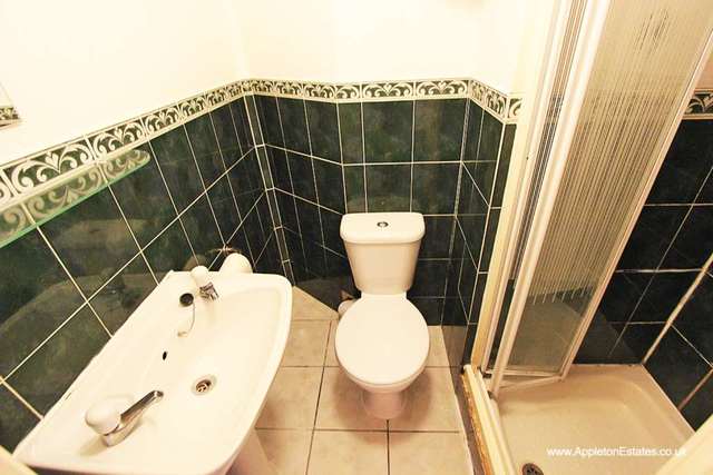 Image of Studio flat to rent in Benson Road Croydon CR0 at Benson Road  Croydon, CR0 4LR