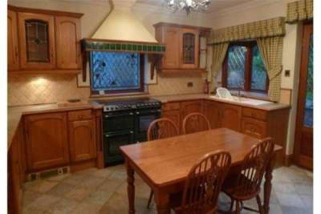  Image of 3 bedroom Bungalow to rent in Kareen Grove Binley Woods Coventry CV3 at Coventry, CV3 2BN